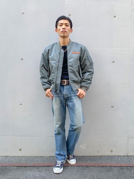 「AVIREX（アヴィレックス）のアイテム」を使った、マルケス・タクヤさん（メンズ・175cm）の秋コーディネート