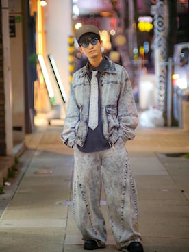 「アイテム（デニムジャケット）」を使った、L2TNさん（メンズ・172cm）の秋コーディネート