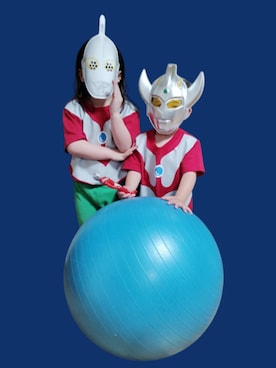「しまむら（シマムラ）のアイテム（トップス、レッド系）」を使った、A さん（レディース・161cm）の春コーディネート