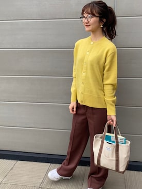 「LILY BROWN（リリーブラウン）のラチネセンタープレスパンツ（その他パンツ）」を使った、mayoさん（レディース・162cm）の秋コーディネート
