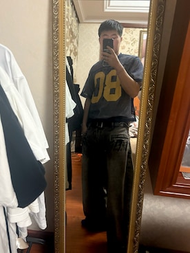 「STUSSY（ステューシー）のアイテム（Tシャツ/カットソー、ブルー系）」を使った、eminemsybさん（メンズ・172cm）の夏コーディネート