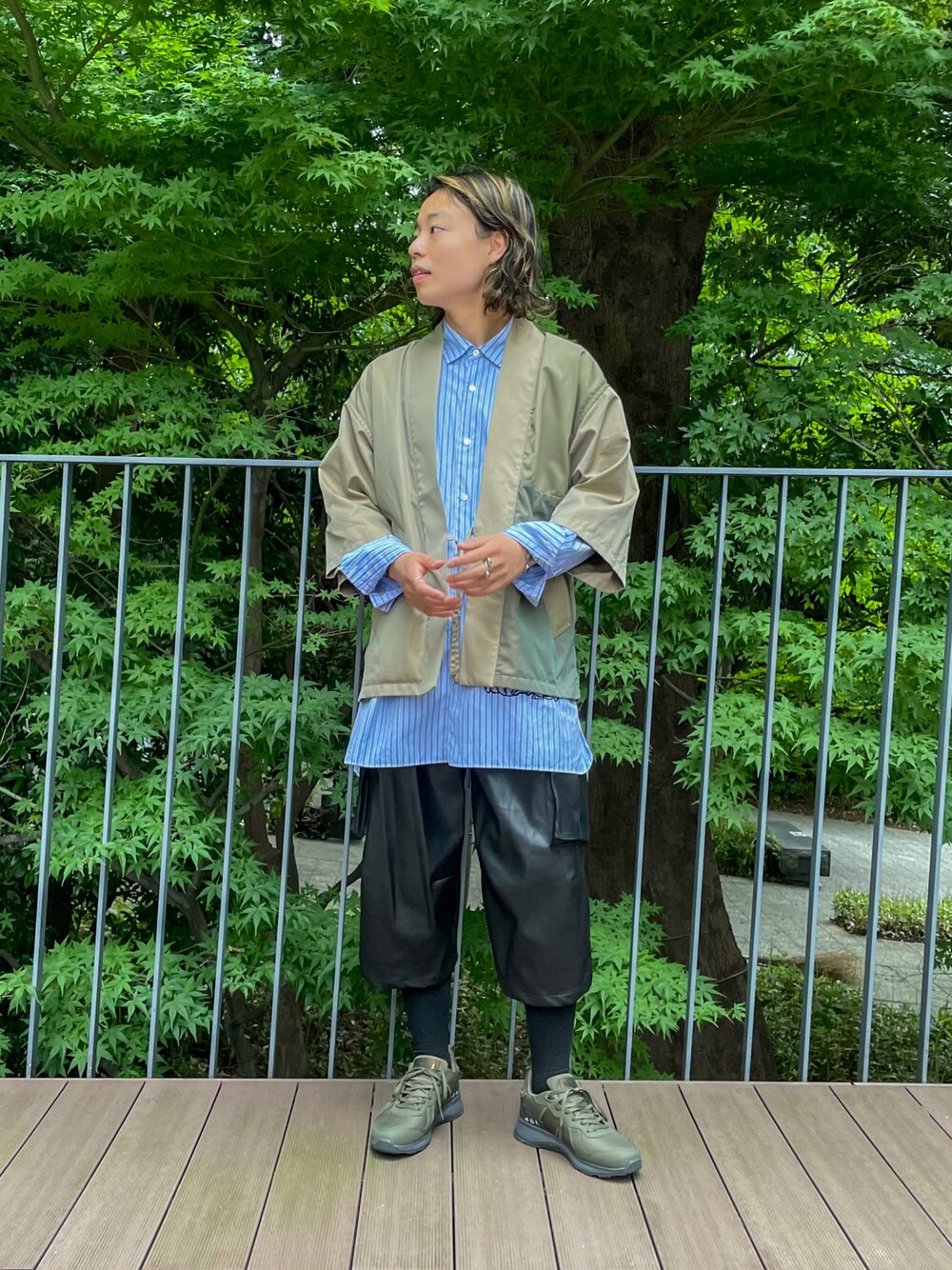 「オーバーサイズ、レイヤードスタイル、シャツ、ハーフパンツ、和装、春夏コーデ」｜「NEXUSVIIのアイテム（ジャケット/アウター、ベージュ系）」を使った、げんきさん（メンズ・173cm）の夏コーディネートの1枚目の写真