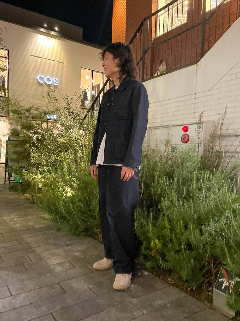 「秋、セットアップ、デニム、アメカジ、カットオフ、ブーツ」｜「LEHのアイテム（デニムジャケット、ブルー系）」を使った、げんきさん（メンズ・173cm）の秋コーディネートの1枚目の写真