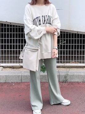 「アイテム（スリッポン、ホワイト系）」を使った、maiさん（レディース・153cm）の春コーディネート