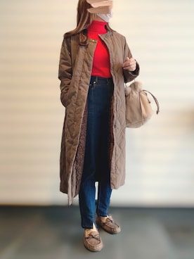 「タートルネック」｜「アイテム（モカシン/デッキシューズ）」を使った、じるぴさん（レディース・159cm）の冬コーディネート