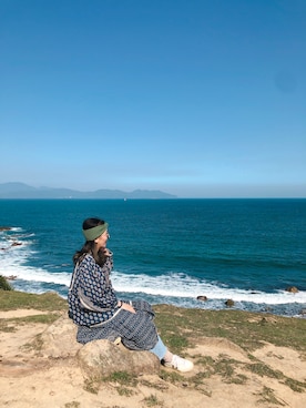 「海」｜「アイテム（その他トップス）」を使った、emviaさん（レディース・156cm）の春コーディネート