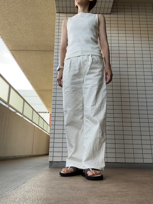Deuxieme Classe（ドゥーズィエムクラス）の「* ホワイト タック