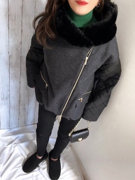 「アイテム（イヤーカフ、イエロー系）」を使った、めるもさん（レディース・158cm）の冬コーディネート