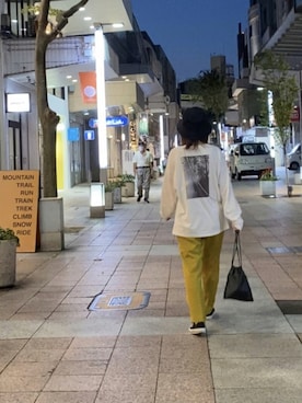 「earth music&ecology（アースミュージックアンドエコロジー）のアイテム（ハット、ブラック系）」を使った、あさみさん（レディース・156cm）の秋コーディネート