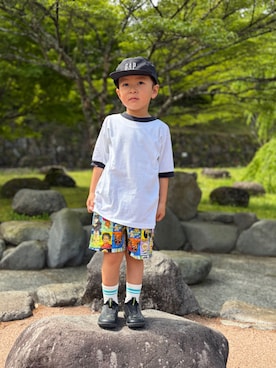 「Ocean&Ground（オーシャン&グラウンド）のアイテム」を使った、zeeeeenさん（キッズ・100cm）の春コーディネート