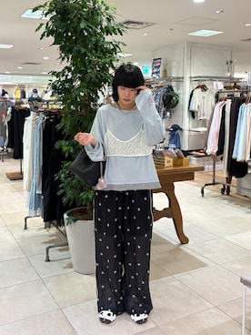 「CIAOPANIC TYPY（チャオパニックティピー）の【接触冷感/一枚で決まる】フェイクレイヤードシアースラブ刺繍オーバーTee（Tシャツ/カットソー、ブルー系）」を使った、コウメさん（レディース・155cm）の夏コーディネート