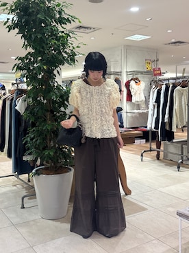 「CIAOPANIC TYPY（チャオパニックティピー）の【india】ピンタックレースフレアパンツ（その他パンツ、ブラウン系）」を使った、コウメさん（レディース・155cm）の夏コーディネート