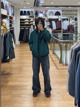 「COS（コス）のアイテム」を使った、李东さん（メンズ・176cm）の秋コーディネート