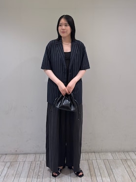 「KBF（ケイビーエフ）のアイテム（ジャケット/アウター）」を使った、舞 波さん（レディース・166cm）の夏コーディネート