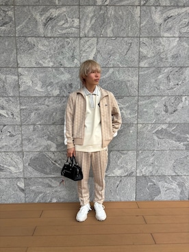 「LACOSTE（ラコステ）のアイテム（バッグ）」を使った、福田圭佑さん（メンズ・176cm）の春コーディネート