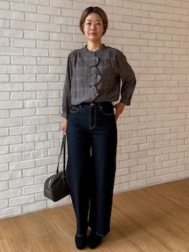 「アイテム（ボストンバッグ、グリーン系）」を使った、マリコさん（レディース・162cm）の秋コーディネート