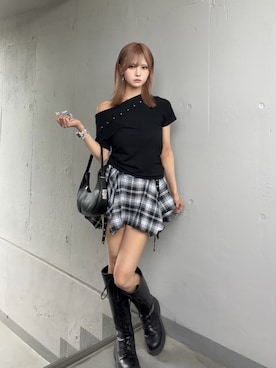 「tinkerend（ティンカーエンド）のOne-shoulder Studded T-shirt / ワンショルダースタッズTシャツ（Tシャツ/カットソー、ブラック系）」を使った、onxxqmさん（レディース・156cm）の夏コーディネート