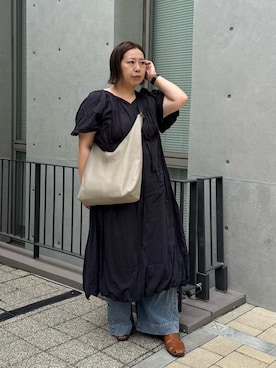「russet（ラシット）のレザーホーボーバッグ L（單肩包、ベージュ系）」を使った、coboayuさん（レディース・165cm）の夏コーディネート