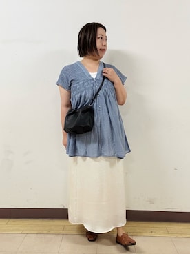 「russet（ラシット）の【累計販売1万点超え】レザー巾着4WAYショルダーバッグ（單肩包、ブラック系）」を使った、coboayuさん（レディース・165cm）の夏コーディネート