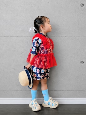 「Ocean&Ground（オーシャン&グラウンド）のﾁｭｰﾙﾌﾘﾙﾍﾞｽﾄ（ベスト、レッド系）」を使った、colorfuldays428さん（キッズ・100cm）の夏コーディネート