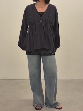 「COLLAGE GALLARDAGALANTE（コラージュガリャルダガランテ）の体型カバー/軽量/夏にも羽織れるギャザー切替シアーシャツカーディガン/WEB限定カラー展開（シャツ/ブラウス、グレー系）」を使った、takanoさん（レディース・162cm）の夏コーディネート