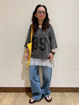 「Right-on（ライトオン）のHONEYSUCKLE ROSE(ハニーサックルローズ)ナンバリングＴシャツ（Tシャツ/カットソー、グレー系）」を使った、misaさん（レディース・152cm）の夏コーディネート