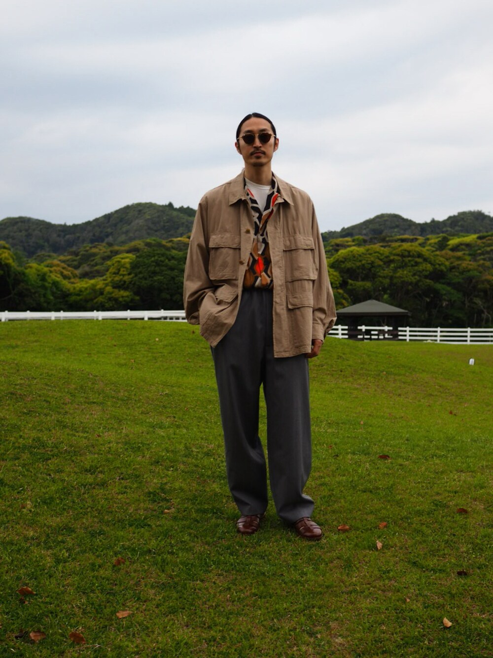 エムズブラックアロハシャツ ベージュと黒の花柄 半袖 NEW ARRIVALS】 . 『m's braque』