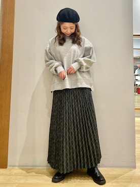 「earth music&ecology（アースミュージックアンドエコロジー）の裏起毛モックネックプルオーバー*（スウェット）」を使った、tomopuuさん（レディース・152cm）の冬コーディネート