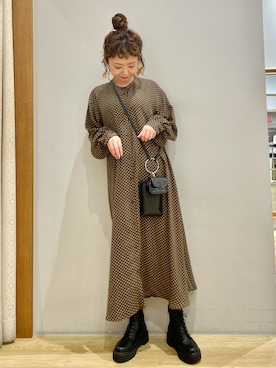 「koe（コエ）のアイテム（PC・スマホグッズ/家電）」を使った、tomopuuさん（レディース・152cm）の秋コーディネート