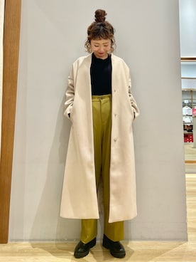 「earth music&ecology（アースミュージックアンドエコロジー）のアイテム（チェスターコート）」を使った、tomopuuさん（レディース・152cm）の冬コーディネート