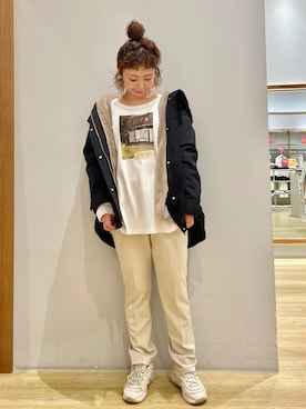 「earth music&ecology（アースミュージックアンドエコロジー）のアイテム（ジャケット/アウター）」を使った、tomopuuさん（レディース・152cm）の秋コーディネート