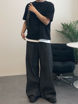 「Alfred Alex（アルフレッドアレックス）の【Alfred Alex】Rigid Wide Baggy Recycled Denim / リジッド ワイドバギーデニムパンツ（デニムパンツ、ブラック系）」を使った、しおんさん（メンズ・176cm）の春コーディネート