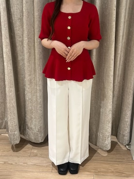 「MISCH MASCH（ミッシュマッシュ）の2026春夏新作 ニュアンス金釦ペプラムニット（ニット/セーター、レッド系）」を使った、アミュプラザ小倉店さん（レディース・152cm）の春コーディネート