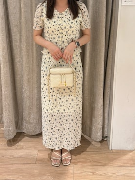 「小花柄」｜アミュプラザ小倉店さん（レディース・161cm）の春コーディネート