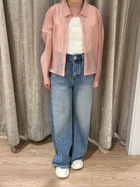 「MISCH MASCH（ミッシュマッシュ）の2026春夏新作 バックレースアップシアーシャツ（シャツ/ブラウス、ピンク系）」を使った、アミュプラザ小倉店さん（レディース・152cm）の春コーディネート