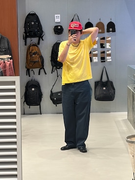 「Carhartt WIP（カーハートダブリューアイピー）のアイテム（チノパンツ、ブルー系）」を使った、kky961008さん（メンズ・183cm）の夏コーディネート