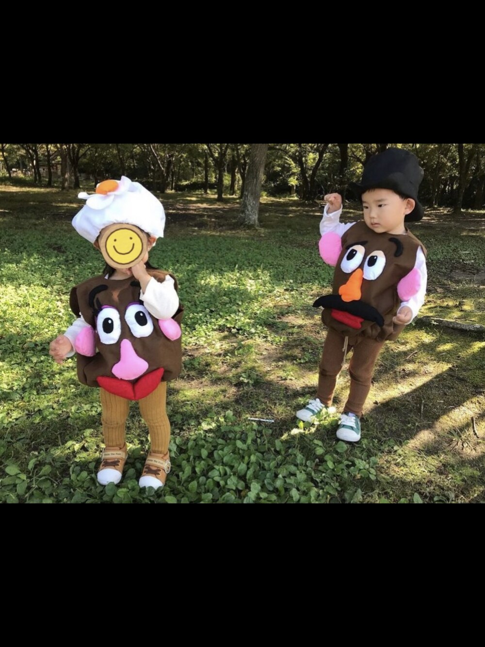 「halloween、ペアルック、夫婦、ミスターポテトヘッド、ミセスポテトヘッド、ディズニー、仮装、コスプレ、手作り」｜「made in 自分のアイテム（トップス、ブラウン系）」を使った、3kiさん（キッズ・100cm）の秋コーディネートの1枚目の写真