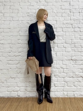 「RIVE DROITE（リヴドロワ）の【à Nice】スタッズminiスカート（セットアップ/秋服）（スカート、ブラック系）」を使った、AKIさん（レディース・154cm）の秋コーディネート