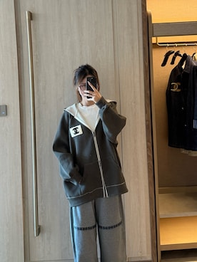 「CHANEL（シャネル）のアイテム（トップス）」を使った、mitsui0907 さん（レディース・158cm）の春コーディネート