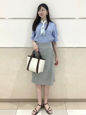 「index（インデックス）の【接触冷感】タックパフスリーブブラウス《吸水速乾/防シワ/洗濯機OK/XS～3L/6col》（シャツ/ブラウス、ブルー系）」を使った、838さん（レディース・168cm）の春コーディネート