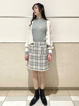 「index（インデックス）のラメフェザーヤーンVネックカーディガン【洗濯機OK】（カーディガン/ボレロ、ピンク系）」を使った、838さん（レディース・168cm）の秋コーディネート