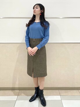「index（インデックス）のパール調パーツ付きクルーネックニット【洗濯機OK】《8col/XS～3L》（ニット/セーター、ブルー系）」を使った、838さん（レディース・168cm）の秋コーディネート