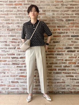 「THE SHOP TK （ザ ショップ ティーケー ）の【XS-XL/洗える】オン・オフ問わずきれいに決まる 麻調テーパードパンツ（その他パンツ、ベージュ系）」を使った、しばさん（レディース・168cm）の春コーディネート