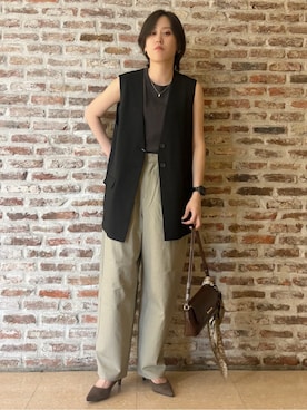 「THE SHOP TK （ザ ショップ ティーケー ）のノーカラージレ【セットアップ可/洗濯機OK】（ベスト）」を使った、しばさん（レディース・168cm）の夏コーディネート