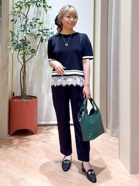 「grove（グローブ）の【シリーズ累計36万枚／UVカット・ひんやり・洗濯機OK】やわらかドライタッチレースドッキングニット（ニット/セーター、ブラック系）」を使った、Harukaさん（レディース・164cm）の夏コーディネート