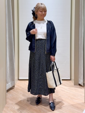 「grove（グローブ）の気温調整にも◎ブラウス感覚で羽織れるシアーブルゾン（ブルゾン、ブラック系）」を使った、Harukaさん（レディース・164cm）の春コーディネート