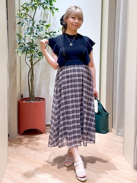 「grove（グローブ）の【低身長さんも選べる着丈・洗濯機◎】1枚で華やか 肩フリルニットドッキングワンピース（ワンピース、ブラック系）」を使った、Harukaさん（レディース・164cm）の夏コーディネート