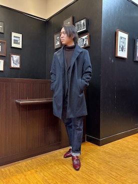 「TAKEO KIKUCHI（タケオキクチ）の【ウールカシミヤブレンド】ビーバー調 スタンドカラー コート（その他アウター、ブルー系）」を使った、KEIさん（メンズ・167cm）の冬コーディネート