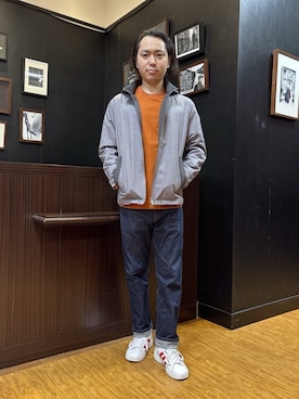 「TAKEO KIKUCHI（タケオキクチ）の2WAYアクティブ ライト ブルゾン（ブルゾン、グレー系）」を使った、KEIさん（メンズ・167cm）の春コーディネート