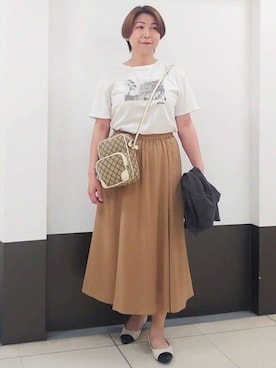 「アイテム（ノーカラージャケット）」を使った、じゅりさん（レディース・163cm）の春コーディネート
